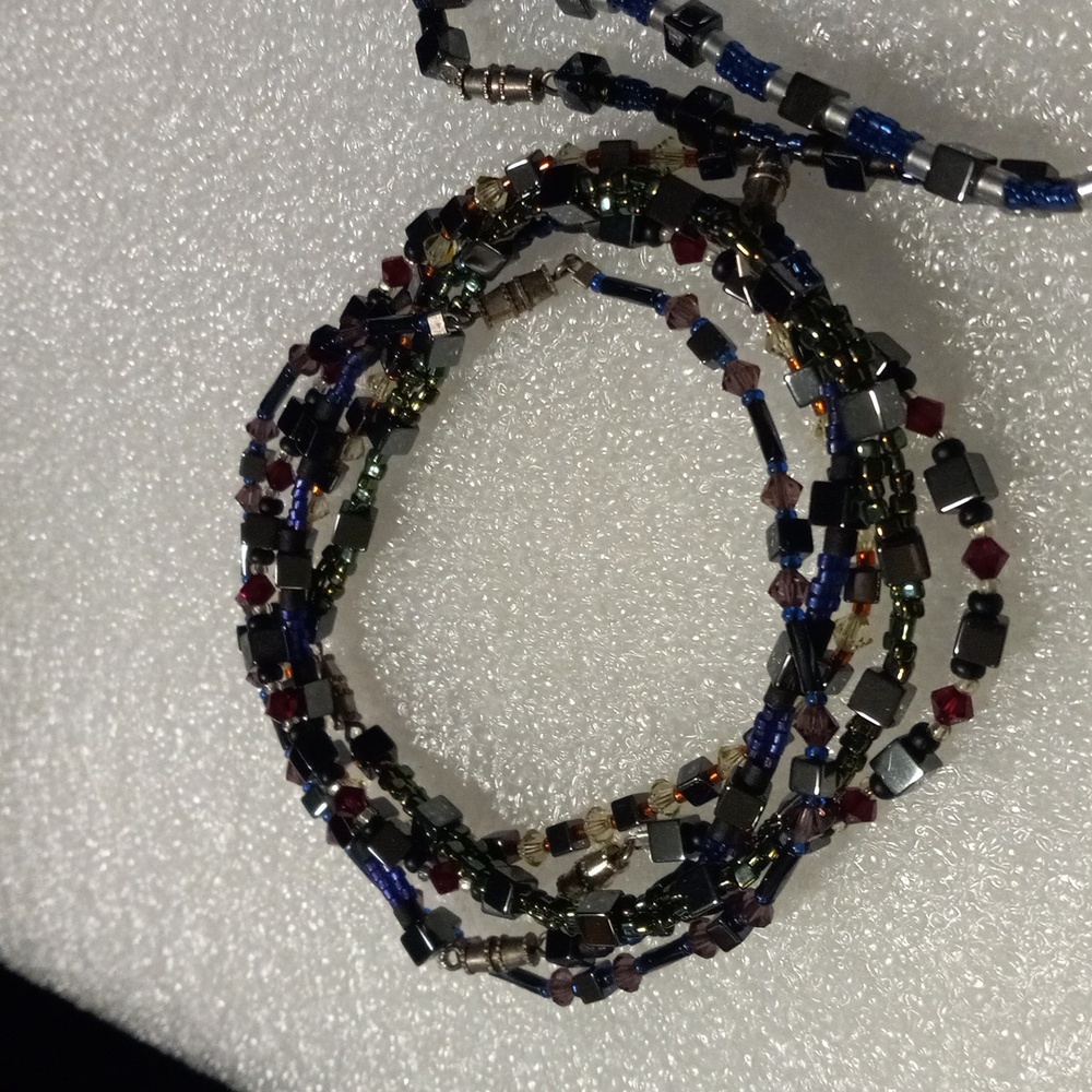 5 anklets and 2 choker necklaces.